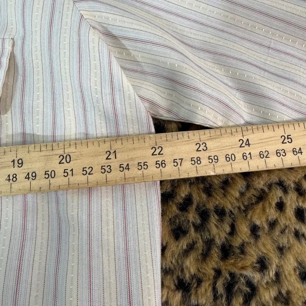 Vintage 1970s Levis Pearl Snap Western Shirt Size L USA Made Cream Striped 70s